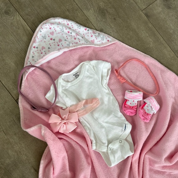 Newborn baby girl bundle lot - Picture 8 of 11